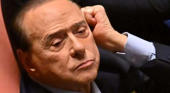 Berlusconi Der fruehere italienische Premierminister Berlusconi wird wegen Leukaemie behandelt