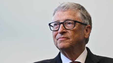 Bill Gates fordert KI Moratorium heraus — World