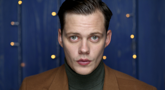 Bill Skarsgard nicht als Clown in der It Prequel Show von HBO