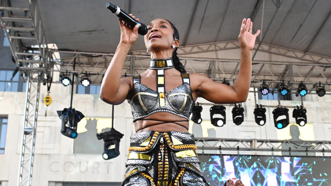 Chilli von TLC sagt der Rolling Stone habe die Gruppe