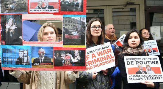 Demonstranten in Paris demonstrieren gegen „Blutgeld des stellvertretenden russischen Verteidigungsministers