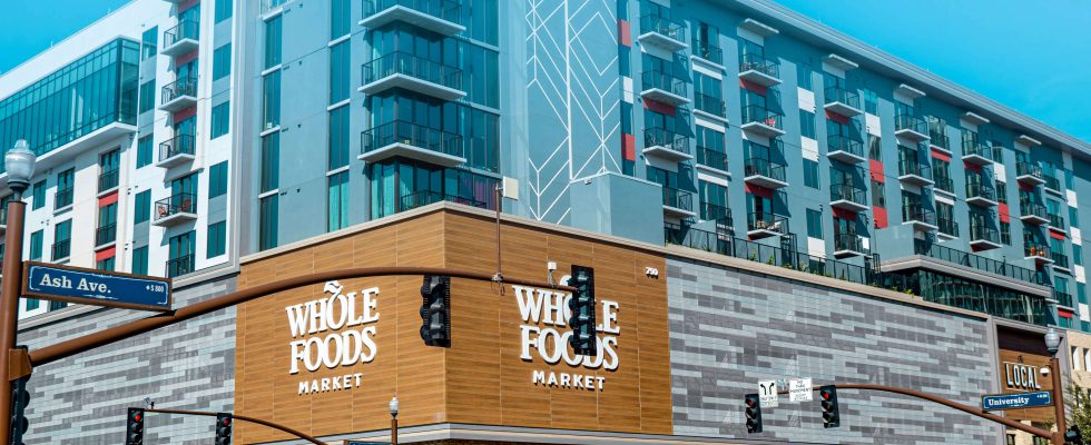 Der Amazon Konzern Whole Foods entlaesst Hunderte von Mitarbeitern