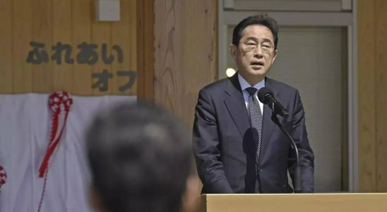 Der japanische Premierminister Fumio Kishida draengt auf mehr Sicherheit nach