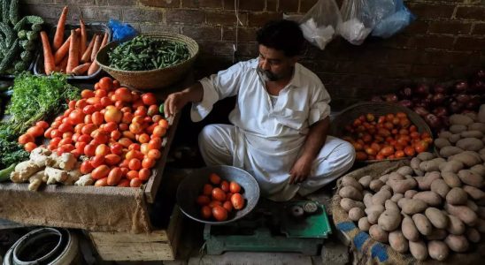 Die pakistanische Zentralbank erhoeht den Leitzins um 100 Basispunkte auf