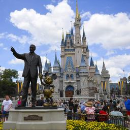 Disney verklagt den Gouverneur von Florida Ron DeSantis vor Gericht