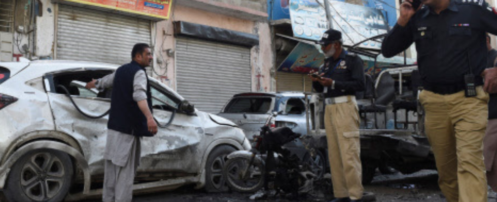 Eine Bombe die auf die pakistanische Polizei in SW abzielt