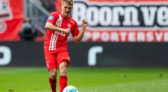 FC Twente Spieler Sadilek dank Hilfe von Laerm im Kopf befreit