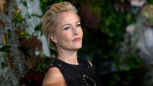 Gillian Anderson ueber neueste „Crown Geruechte „Absoluter Schwachsinn