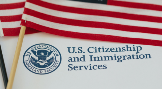 Inmitten des H 1B Cap E Registrierungsanstiegs schnueffelt USCIS Missbrauch des Visa Programms