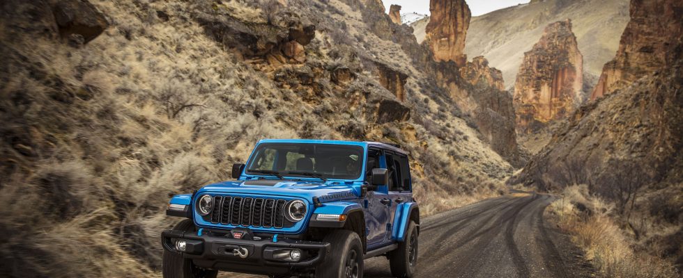 Jeep erweitert seine 4xe Reihe um einen noch guenstigeren Plug in Hybrid