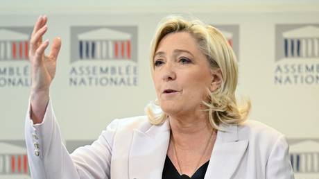 Le Pen fuehrt die franzoesische Praesidentschaftswahl an — World