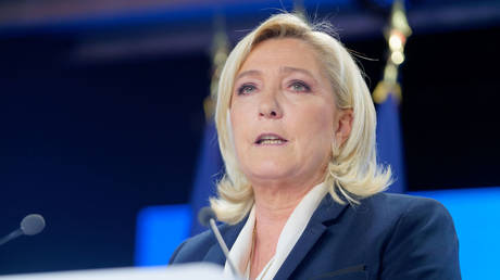 Marine Le Pen skizziert moegliche Konfliktszenarien in der Ukraine —