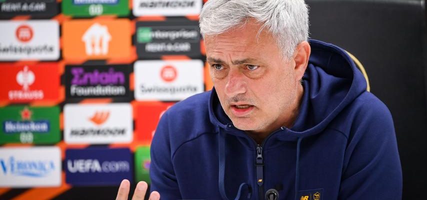 Mourinho versetzt Feyenoord einen neckenden Schlag Sehen Sie jeden Tag