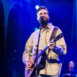 Nick Schilder kuendigt seine erste Solo Tour an Musik