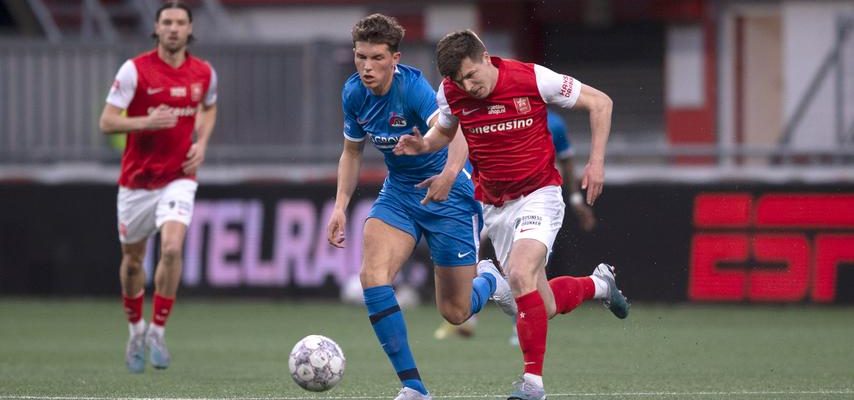 PEC Zwolle macht gute Geschaefte im Titelrennen MVV muss Party