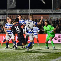 PSV zur Halbzeit mit kleinem Vorsprung im Pokal Kracher gegen Spakenburg