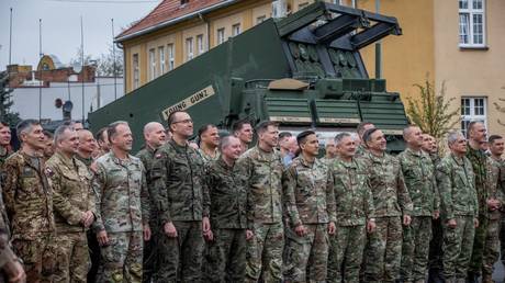 Polen schlaegt „HIMARS Akademie vor — World