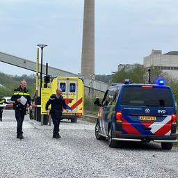 Polizei rueckt massenhaft nach Messerstecherei mit sechs Verletzten in Maastricht