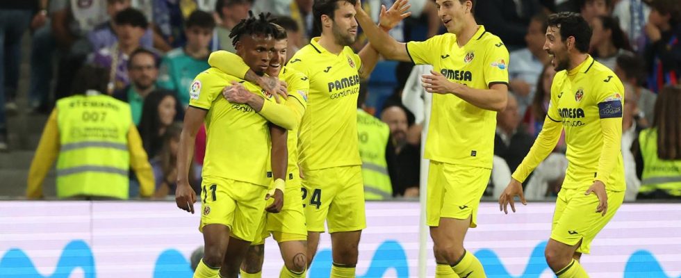 Real Spieler Valverde trifft nach Niederlage gegen Villarreal Fussball