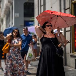 Schon fast 40 Grad im trockenen Spanien Regierung kommt Landwirten