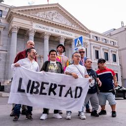 Spanien verbietet Stierkaempfe mit „kleinen Leuten die als Clowns verkleidet