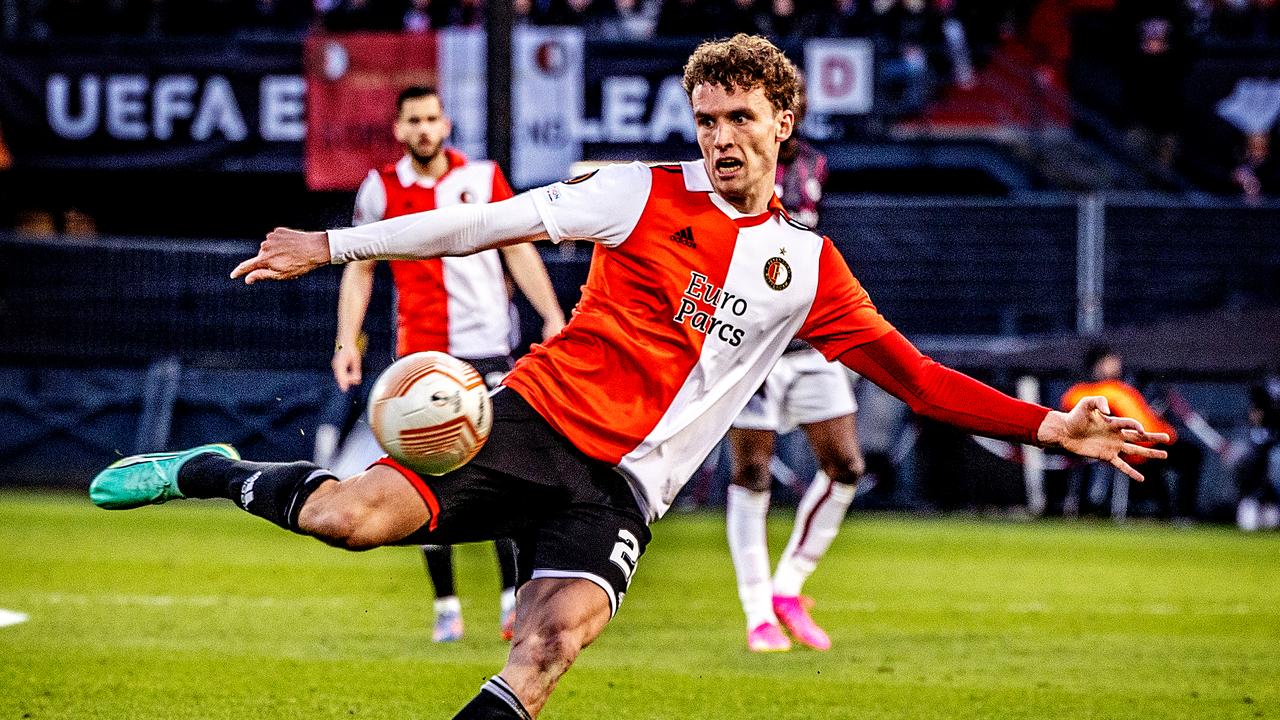 Bild aus Video: Wieffer eröffnet Tor für Feyenoord mit Volleyschuss