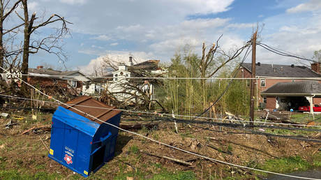 Tornados verwuesten mehrere Bundesstaaten VIDEOS — World