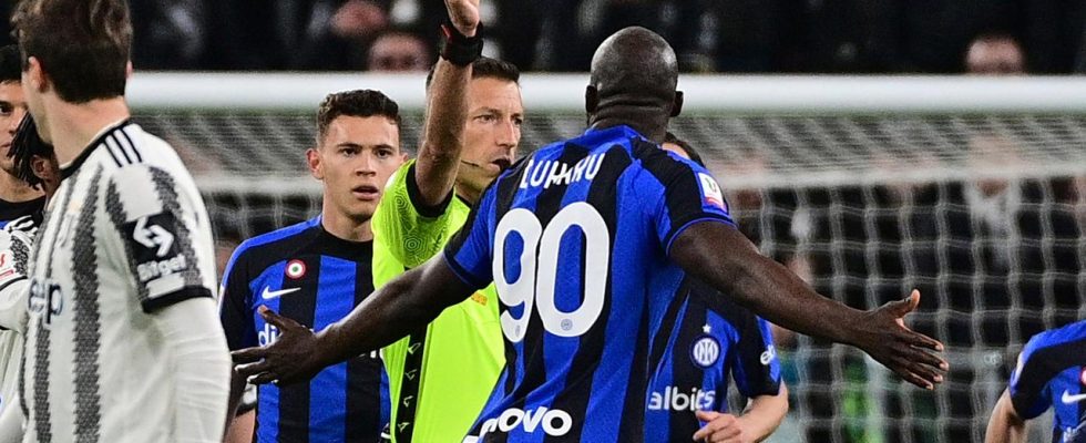 Trainer Lukaku weist nach roter Karte auf Juventus Fans hin „Rassistisches