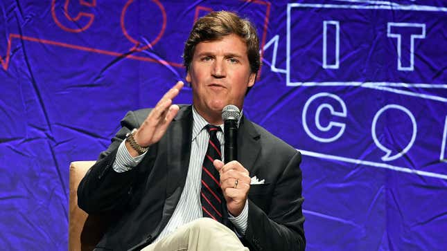 Tucker Carlson ist bei Fox News unterwegs die letzte Show