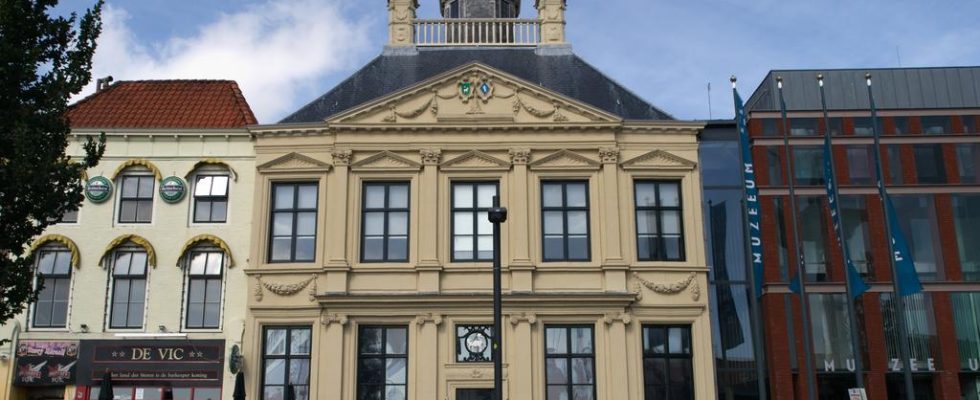 Vlissingen stimmt mit knapper Mehrheit fuer Entschuldigungen fuer die Sklaverei Vergangenheit