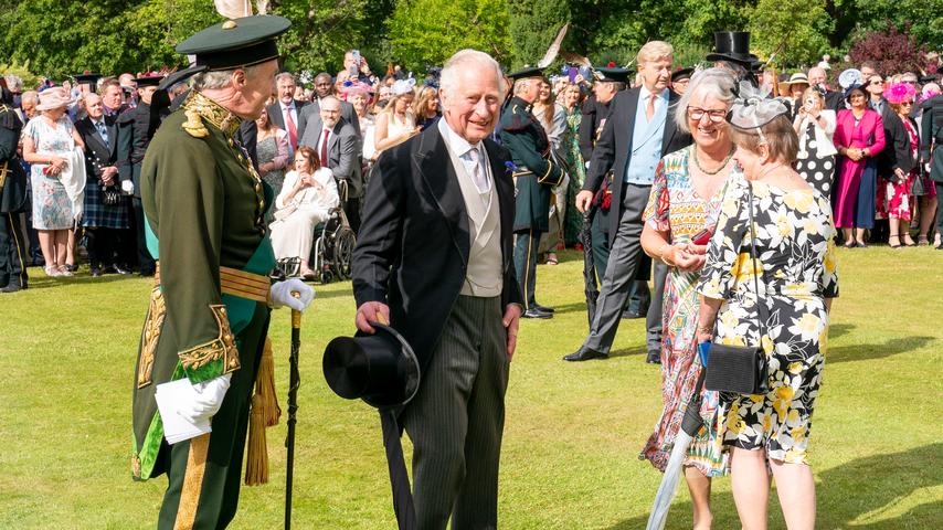 1683084214 32 Was passiert auf den Gartenpartys die King Charles organisiert