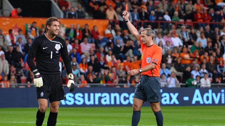 1684413031 782 Vom Ajax Durchbruch zur Weltrettung bei der Weltmeisterschaft 2010 die Karriere