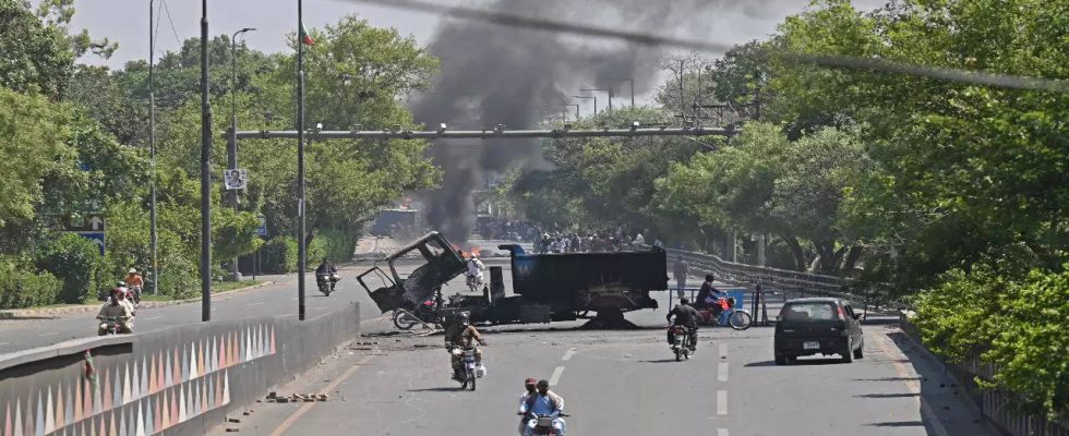 Armee im pakistanischen Punjab stationiert um nach der Verhaftung von