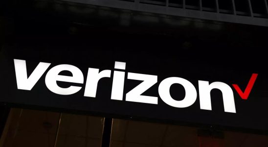 Berichten zufolge benachrichtigt Verizon Kundendienstmitarbeiter ueber bevorstehende Entlassungen