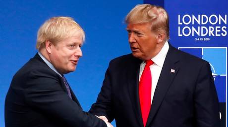 Boris Johnson versuchte Trump zur Unterstuetzung der Ukraine zu ueberreden