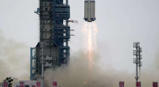 China startet Mission mit erstem Zivilisten zur Raumstation