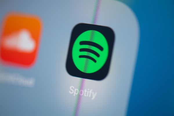 Das zu Spotify gehoerende Findaway Voices eliminiert die Vertriebsgebuehr fuer