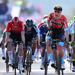 David Dekker Zweiter hinter Etappensieger Jonathan Milan im Massensprint Giro