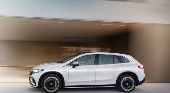 Der Mercedes Benz EQS SUV 2023 verleiht dem grossen Elektro Luxus Funktionalitaet