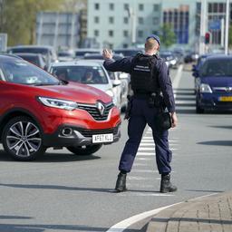 Die Marechaussee darf definitiv nicht mehr anhand des Aussehens pruefen