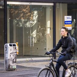 Die Niederlande haben zum ersten Mal mehr Webshops als Ladengeschaefte