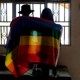 Die Niederlande schraenken die Zusammenarbeit mit Uganda wegen umstrittenem Anti Homosexuellen Gesetz