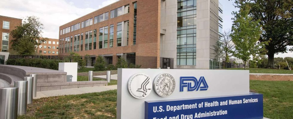 Die US amerikanische FDA genehmigt die antivirale Covid Pille von Pfizer