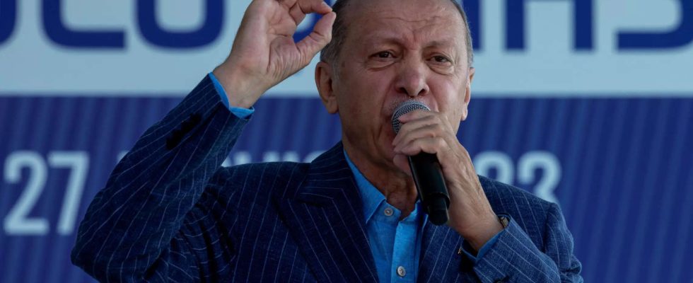 Erdogan Erdogan erklaert den Sieg in der Stichwahl in der