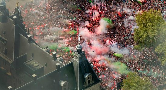 Feyenoord wird am Montag im Coolsingel geehrt wenn der Verein