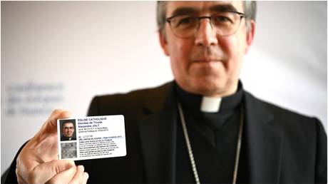 Franzoesische katholische Kirche bekaempft sexuellen Missbrauch mit QR Codes – World