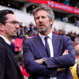 Generaldirektor Van der Sar verlaesst Ajax nach einer desastroesen Saison