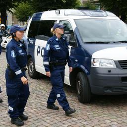 Hauptsaechlich Kinder unter 27 Verletzten nach Einsturz einer Fussgaengerbruecke in