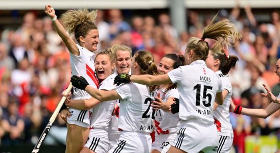 Hockeyspieler Pinoke ueberraschen Bloemendaal und gewinnen historischen nationalen Titel