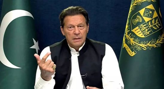 Imran Khan forderte eine Befragung wegen Angriffen auf pakistanische Militaergebaeude